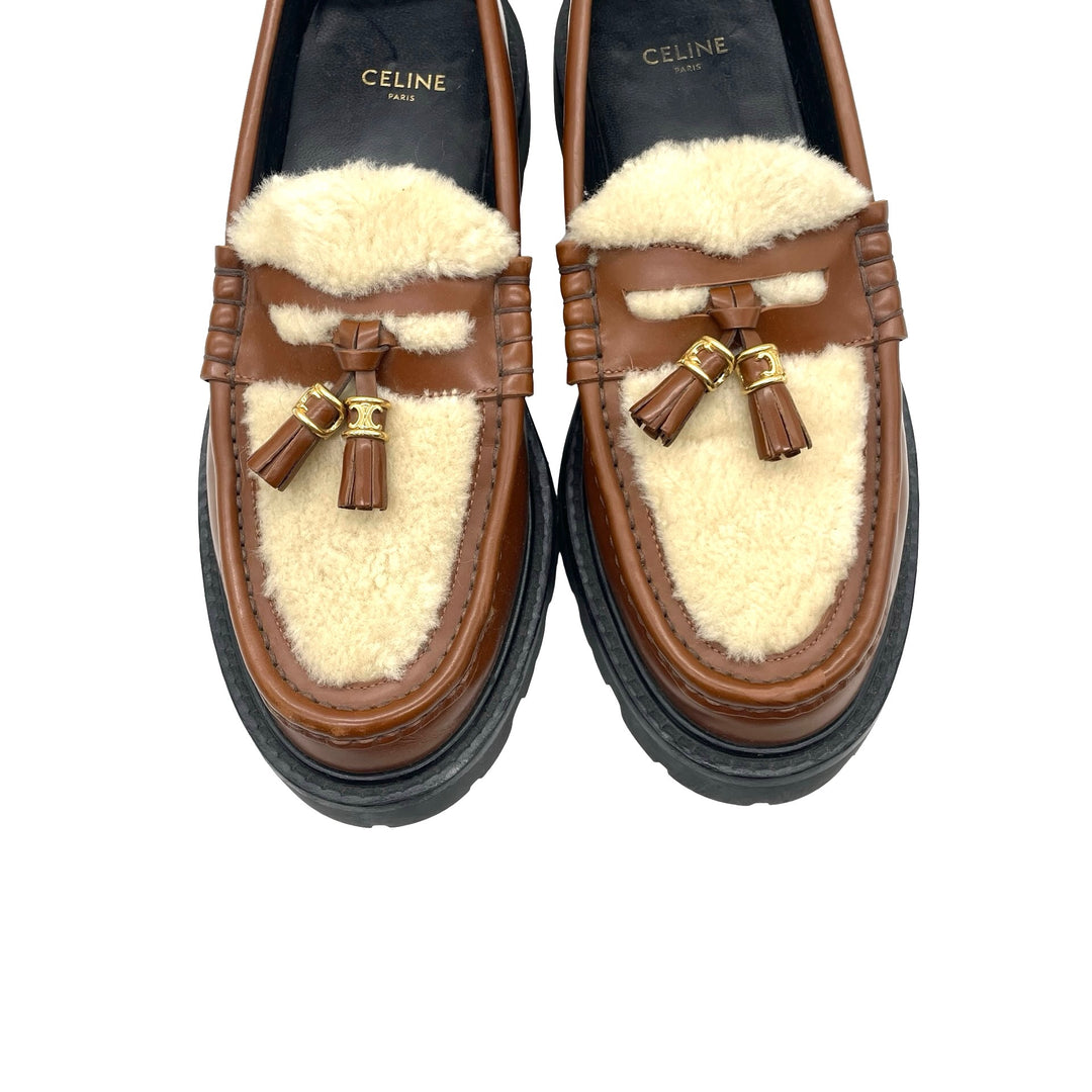 Mocasines Celine Patent Leather Tassel Accents T.37