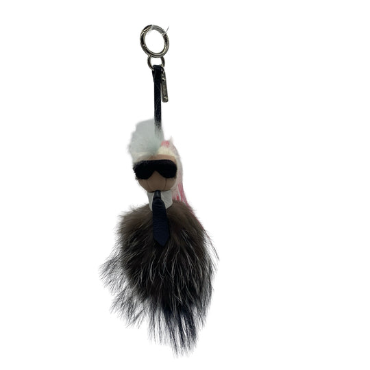 Charm Fendi Karlito