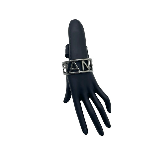 Pulsera Chanel Logo Cuff Bracelet T.S