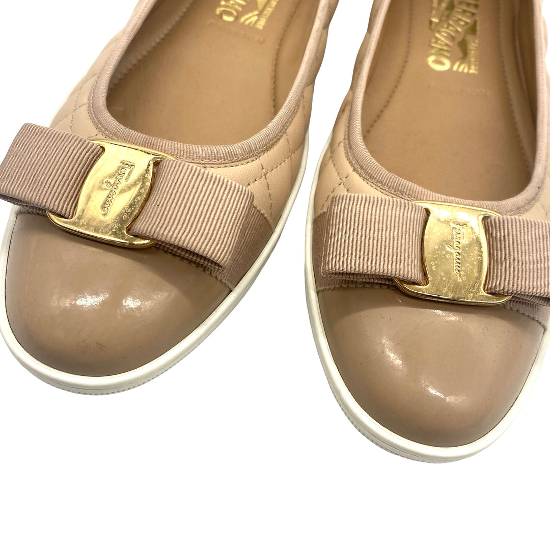 Flats Salvatore Ferragamo T.9.5 US