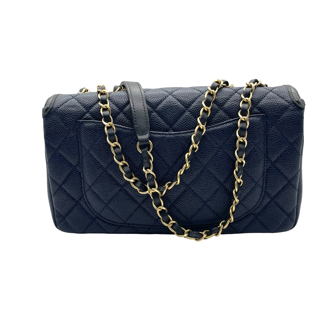 Bolsa Chanel CC Filigree Flap