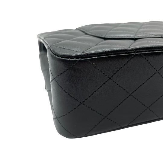 Bolsa Chanel Clásica Mediana Double Flap 2024
