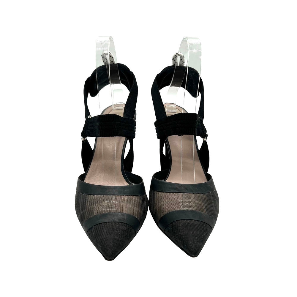 Pumps Fendi Colibri T.39