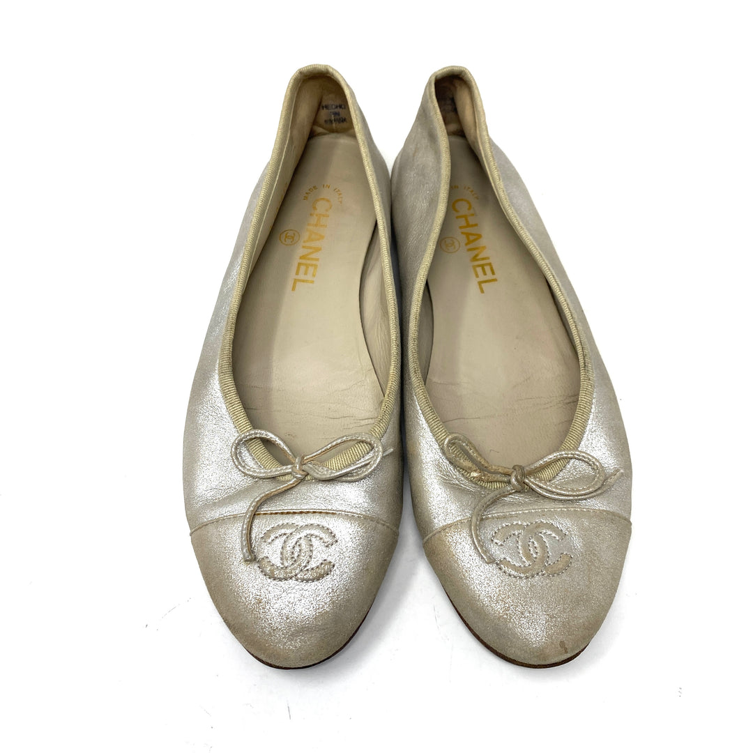 Flats Chanel T.39