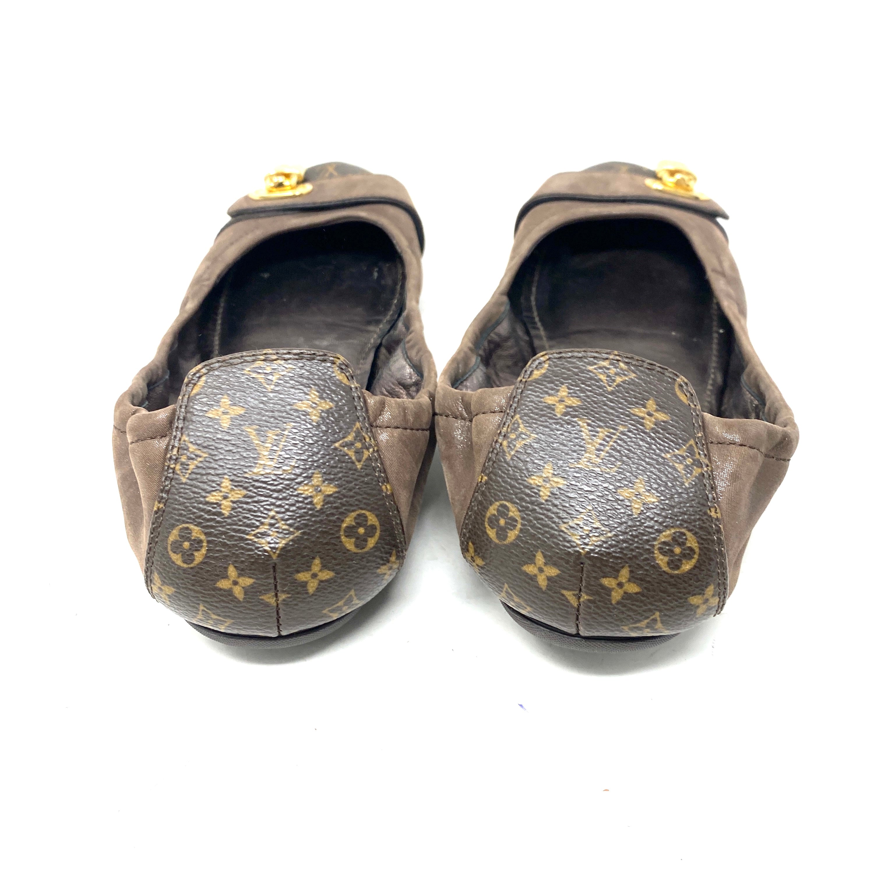Flats Louis Vuitton T.38