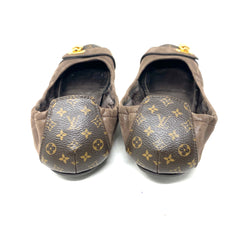Flats Louis Vuitton T.38